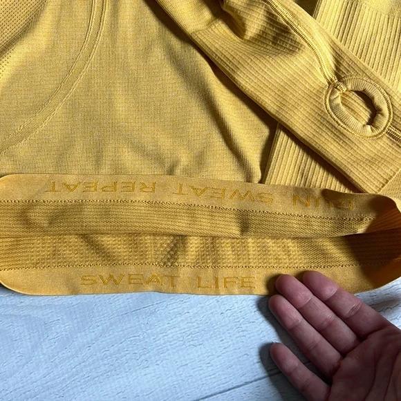 Lululemon Swiftly Tech Long‎ Sleeve Sz 6 in Honeycomb - Picture 6 of 9